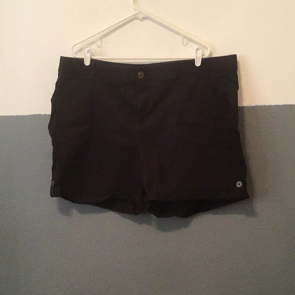 H2 Size 20 Lane Bryant Black Bermuda Shorts with Button Hem Detail